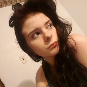 Meet your Posher, Adriana